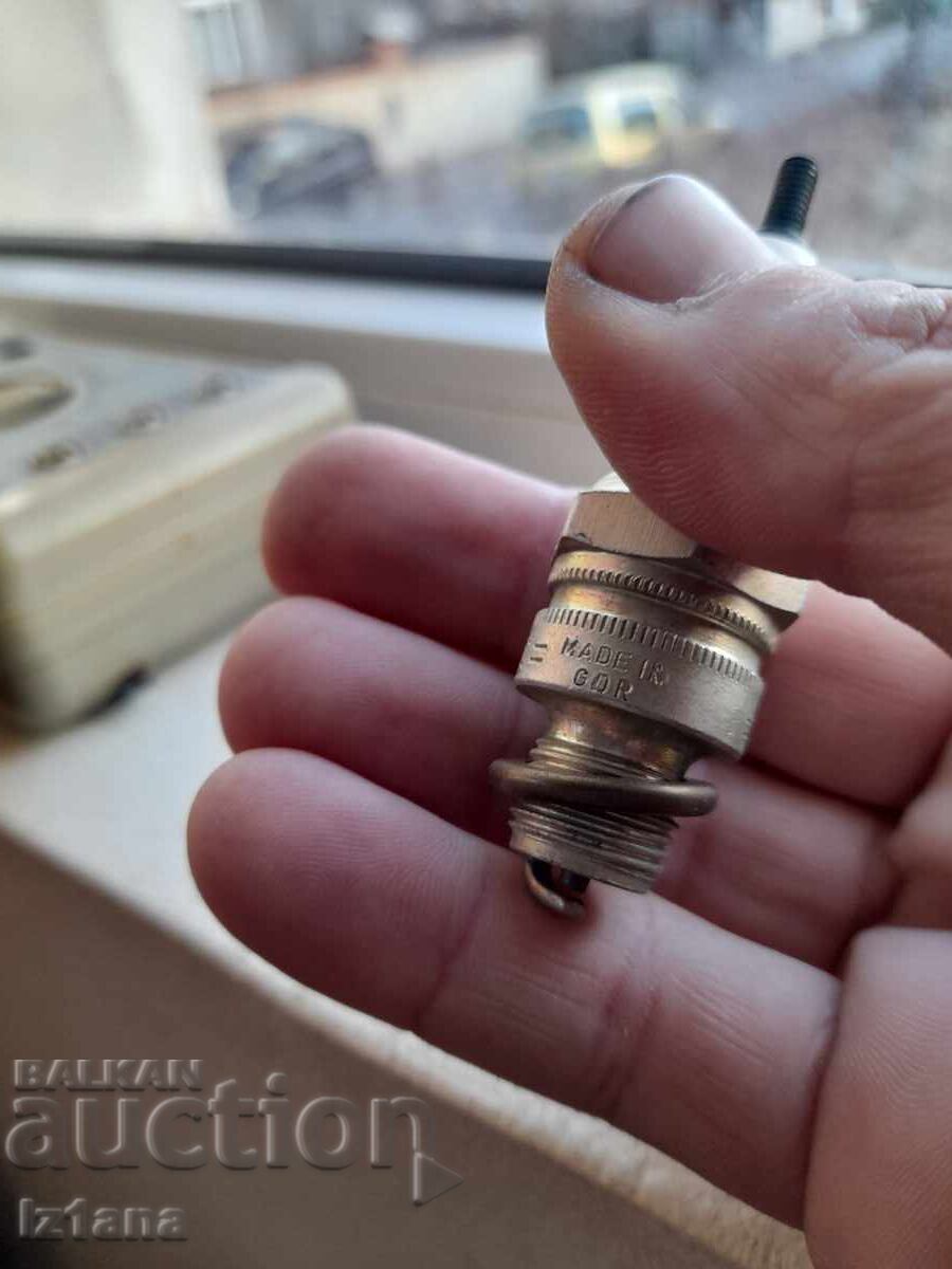 Old spark plug, Isolator candles - 7 Old spark plug, Isolator candles - 7
