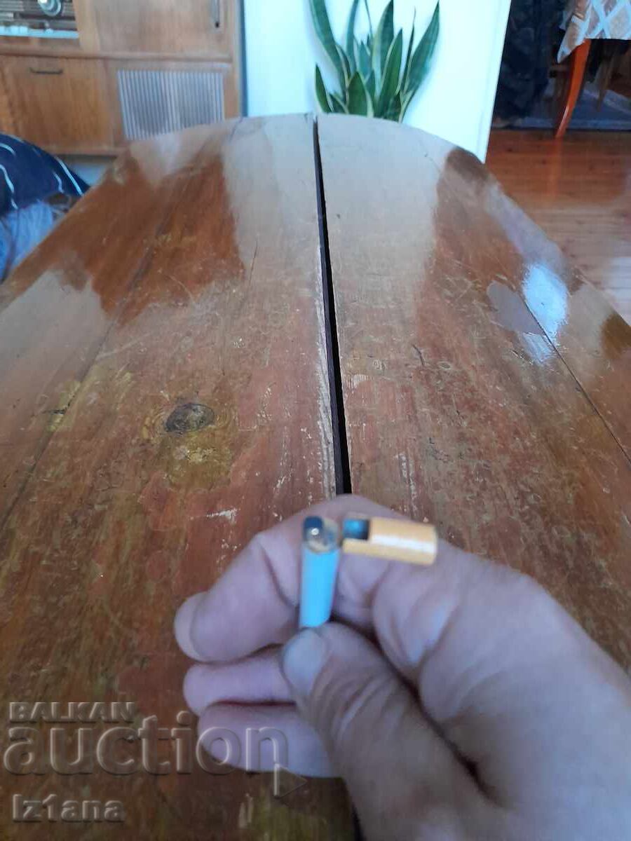 Delivery of Old Cigarette Lighter