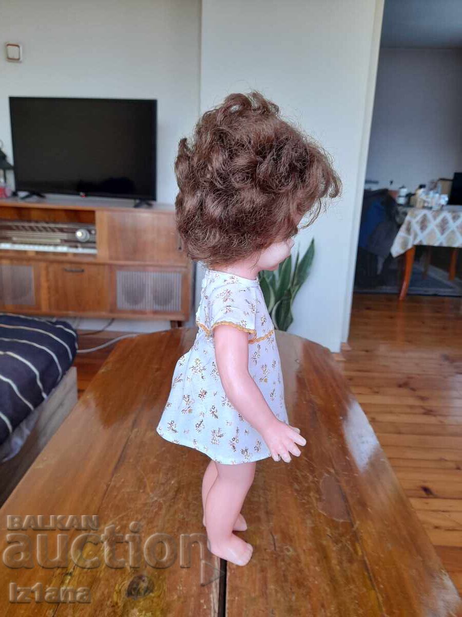 Licitație Păpușă veche Licitație Păpușă veche