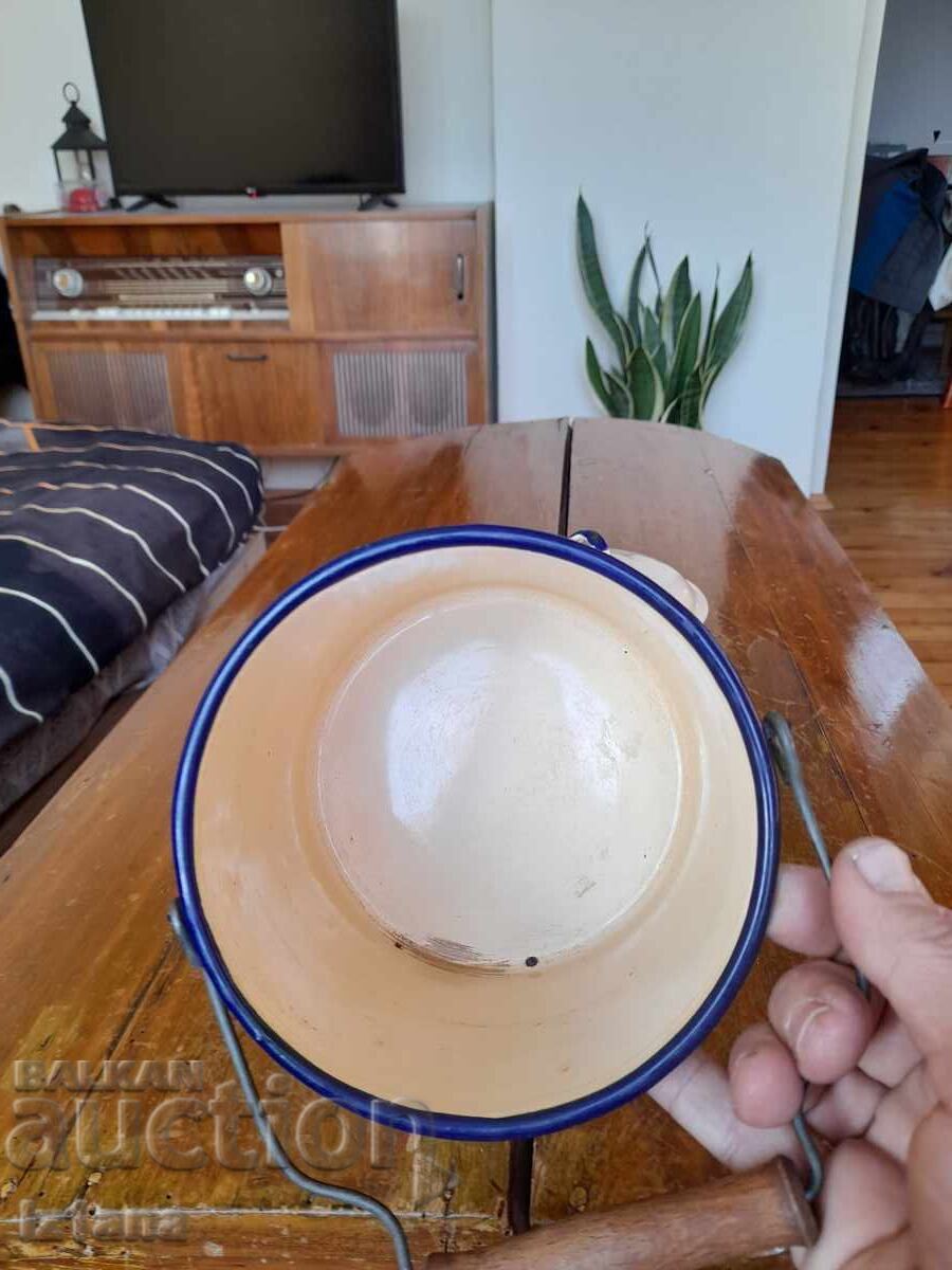 Old enameled saucepan - 7