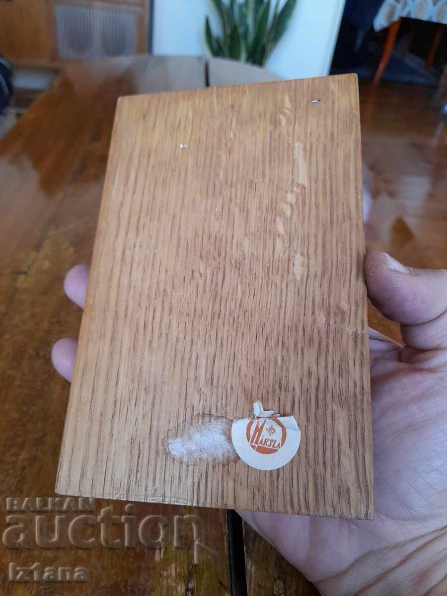 Livrarea Caiet vechi din lemn