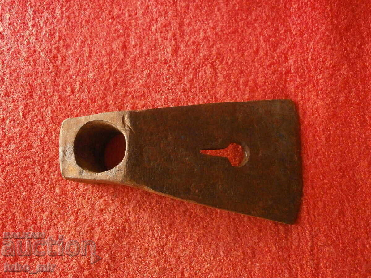 Аукцион СТАРА ДОСТА МАСИВНА ТЕСЛА Аукцион СТАРА ДОСТА МАСИВНА ТЕСЛА