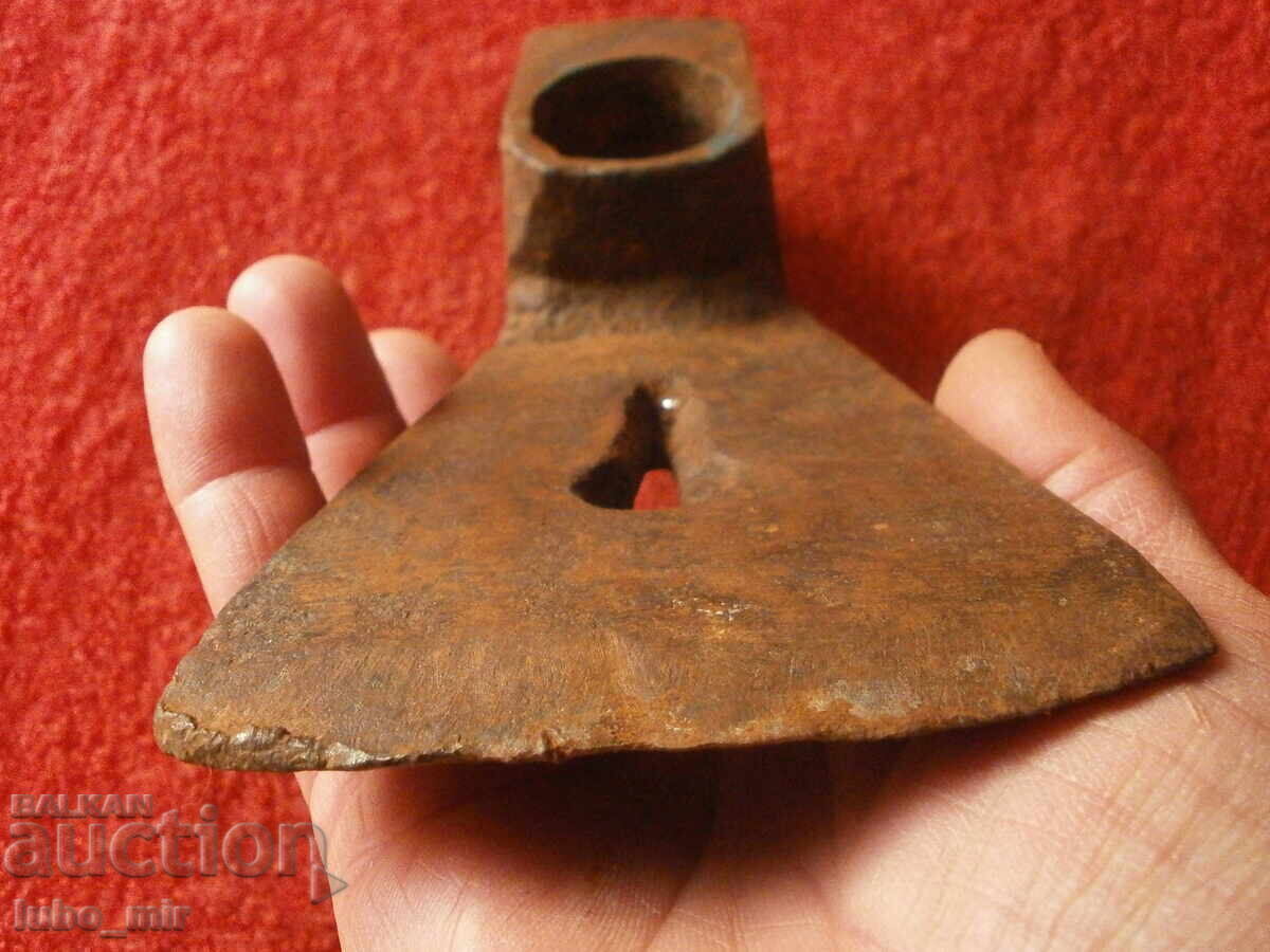 Доставка на СТАРА ДОСТА МАСИВНА ТЕСЛА Доставка на СТАРА ДОСТА МАСИВНА ТЕСЛА