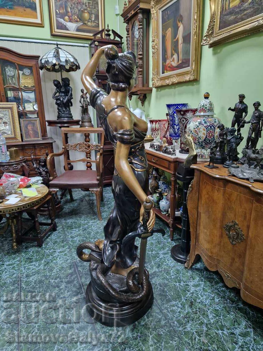 Delivery of Awesome huge bronze figure statuette Themis Delivery of Awesome huge bronze figure statuette Themis