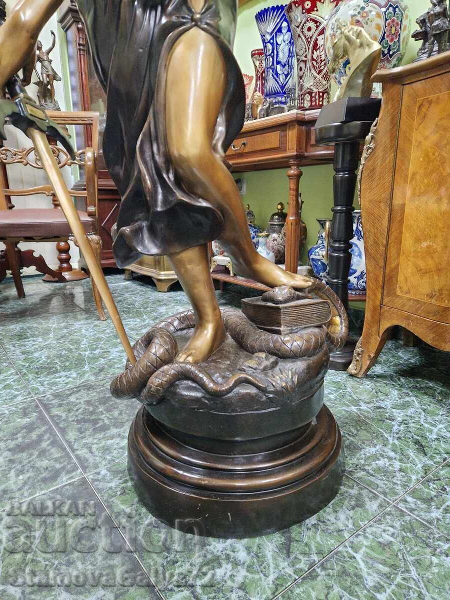 Awesome huge bronze figure statuette Themis - 7 Awesome huge bronze figure statuette Themis - 7