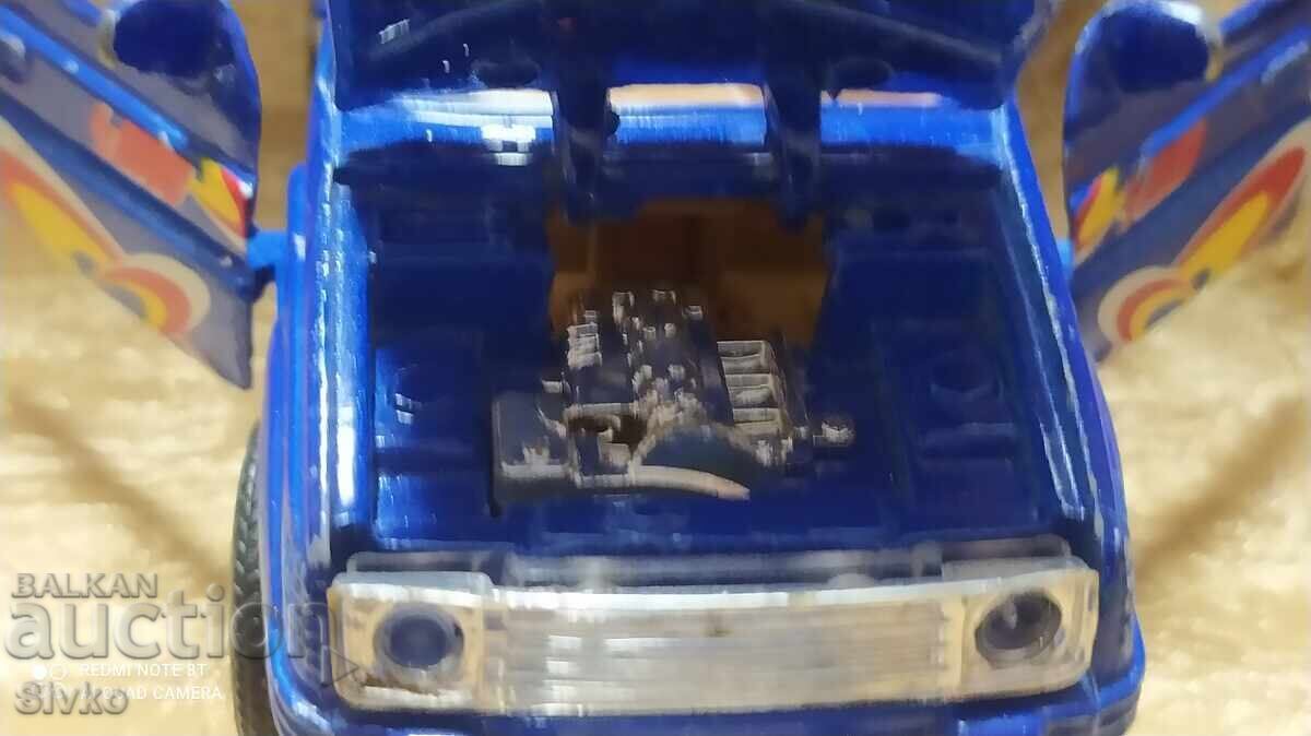 Mitsubishi Pajero stroller with opening doors and hood - 6 Mitsubishi Pajero stroller with opening doors and hood - 6