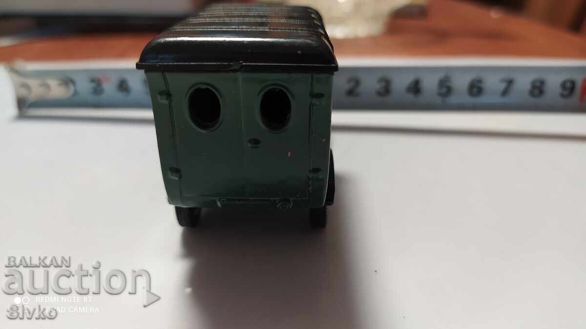 Auction  Vintage model stroller