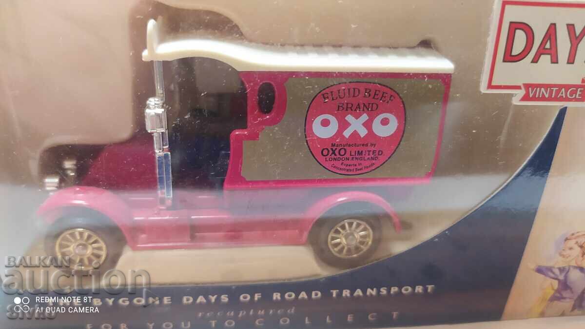 Auction Vintage model stroller Auction Vintage model stroller