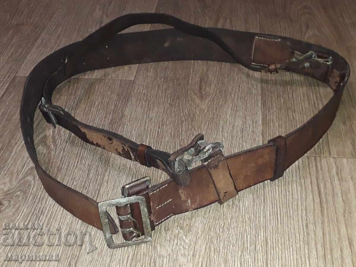 Auction OFFICER'S LEATHER BELT WITH STRAPS Auction OFFICER'S LEATHER BELT WITH STRAPS