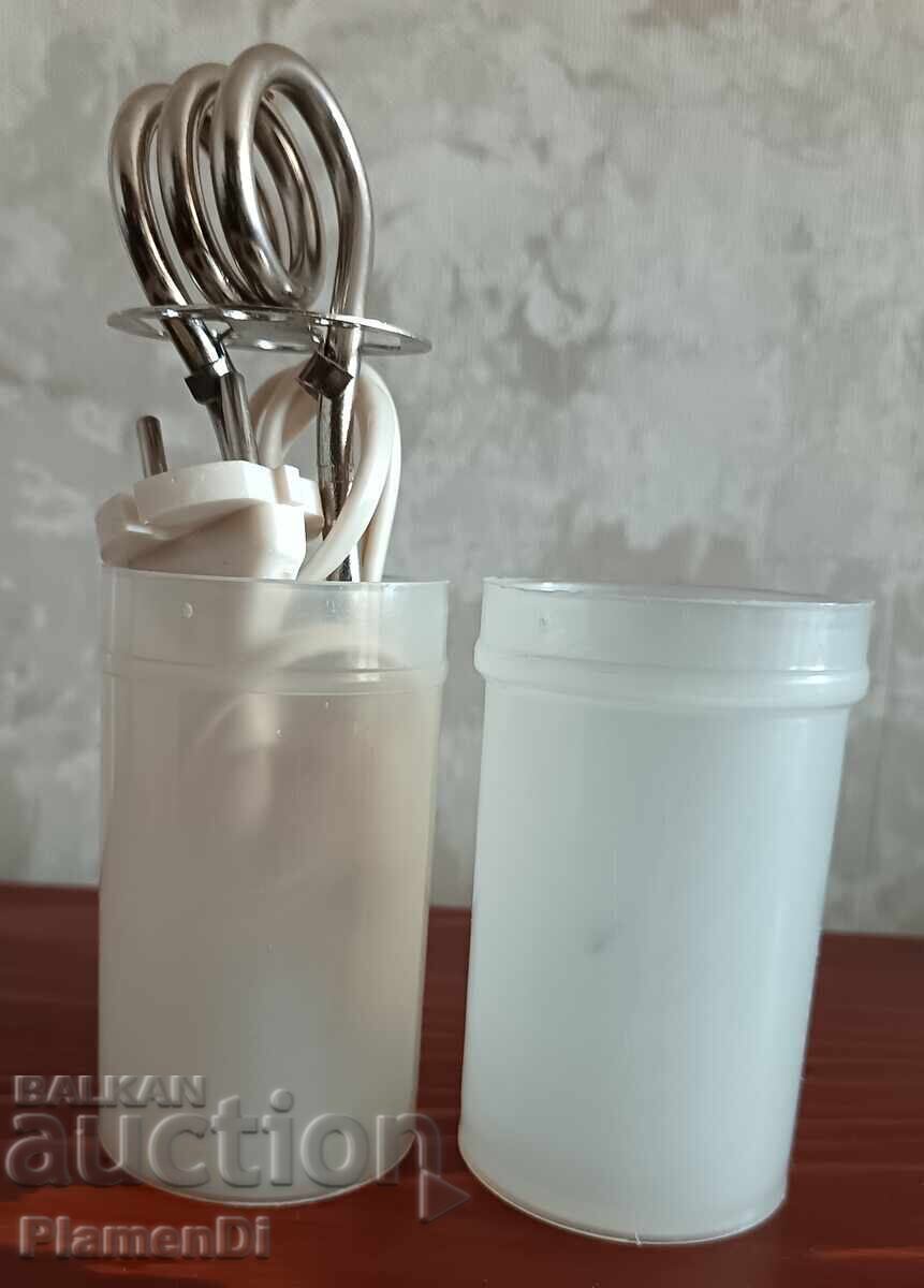 Tourist pressure cooker with price 10.00 BGN | € 5.11 Tourist pressure cooker with price 10.00 BGN | € 5.11