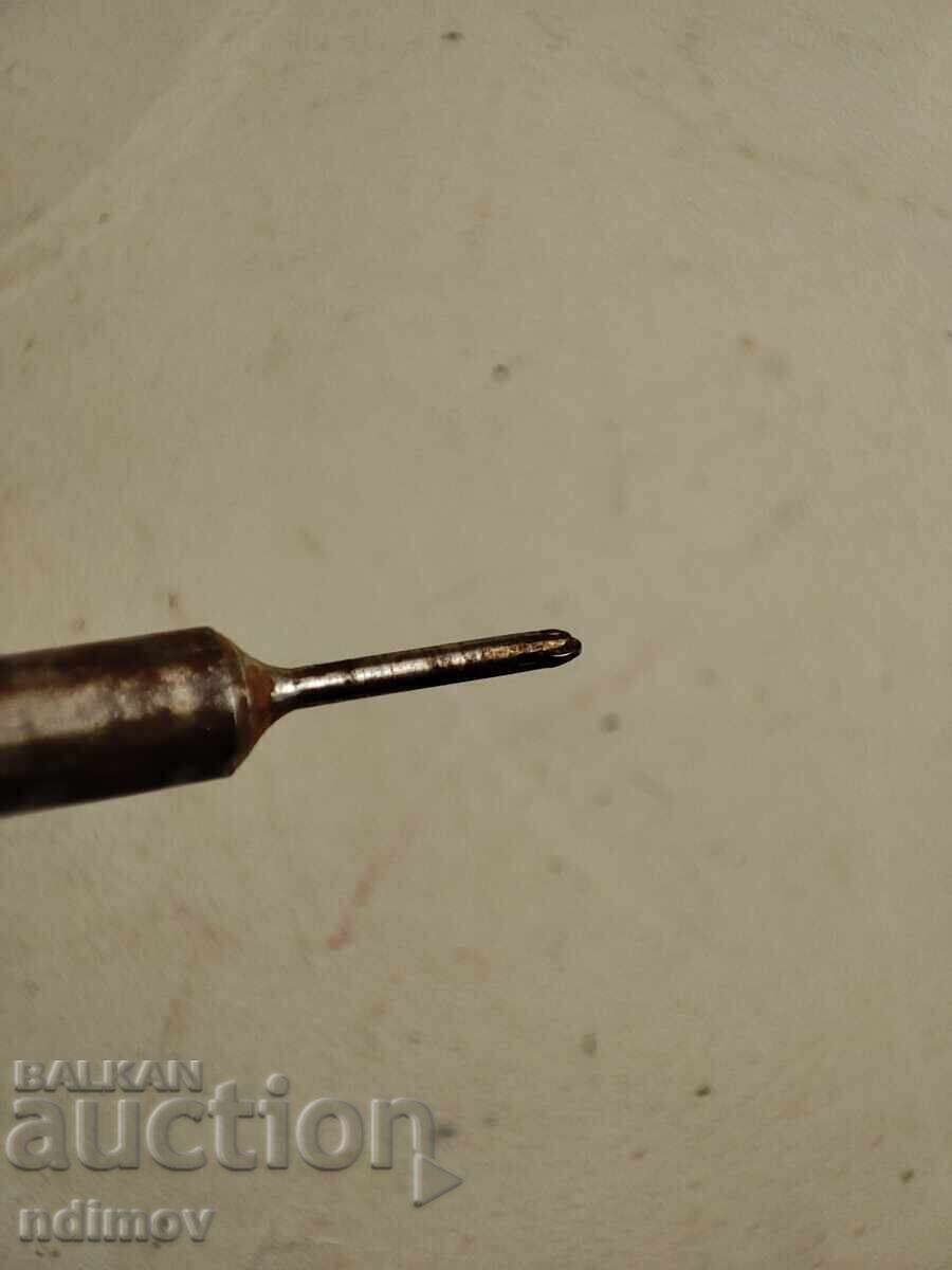 Часовникарски инструмент с цена 10.00 лв. | € 5.11 Часовникарски инструмент с цена 10.00 лв. | € 5.11