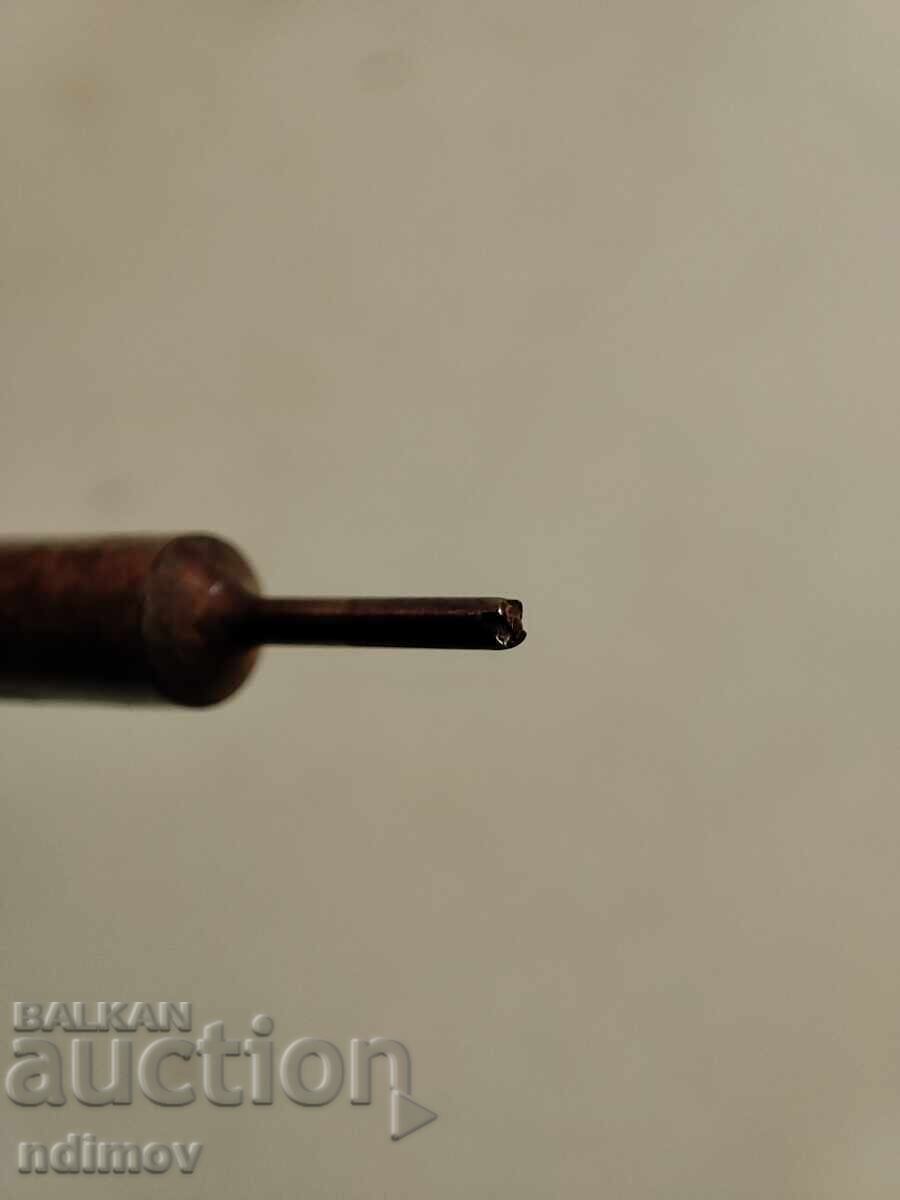 Доставка на Часовникарски инструмент Доставка на Часовникарски инструмент