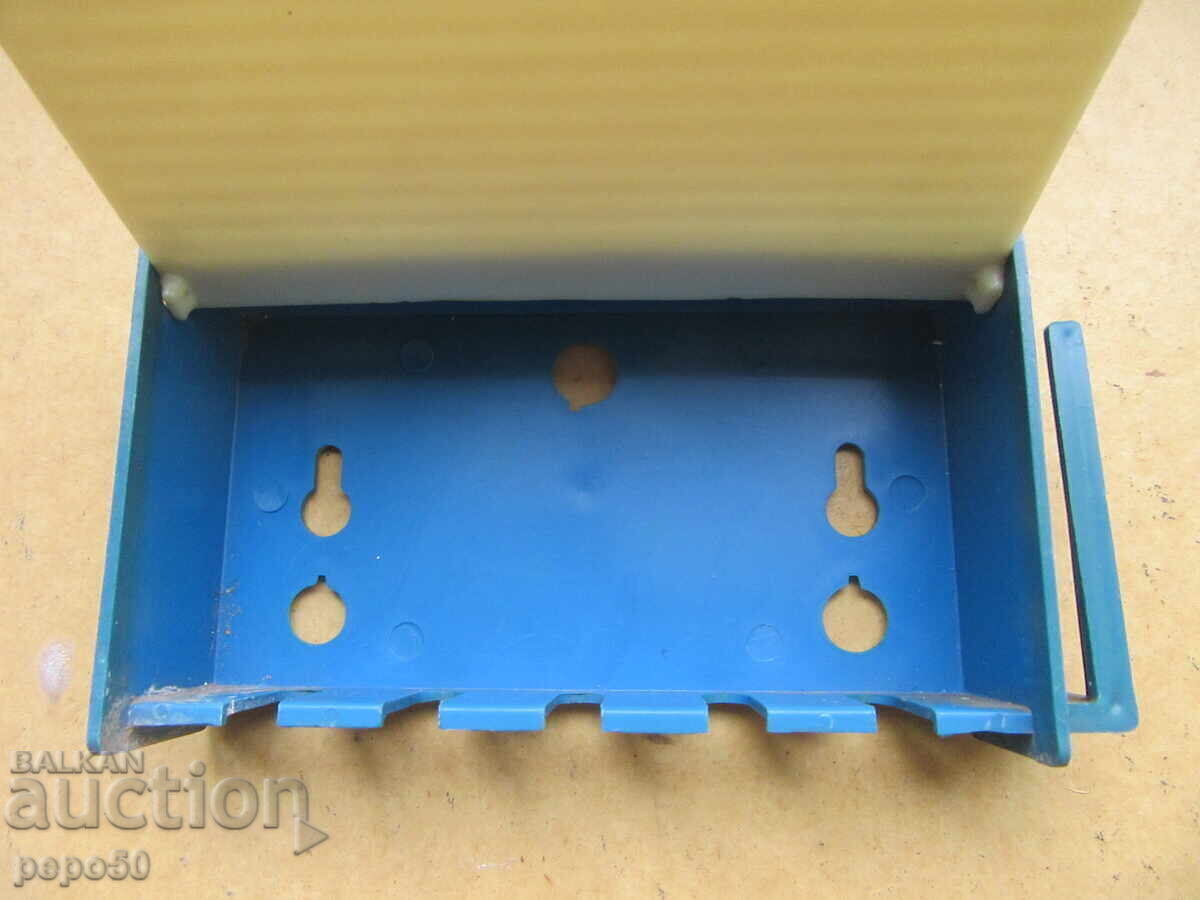 PLASTIC TOOTHBRUSH STAND - EARLY SOC with price 5.00 BGN | € 2.56 PLASTIC TOOTHBRUSH STAND - EARLY SOC with price 5.00 BGN | € 2.56