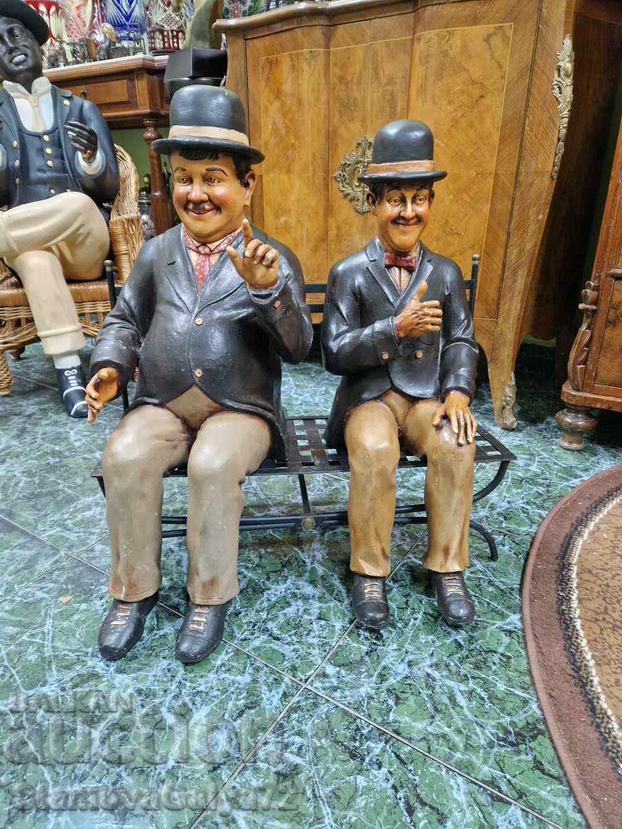 Great collectible Laurel and Hardy figurine Great collectible Laurel and Hardy figurine