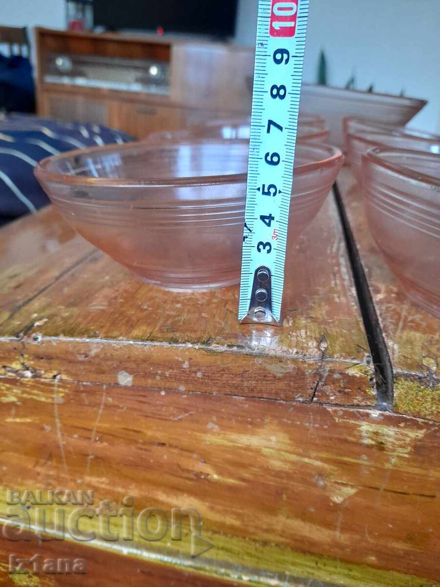 Old set of glass bowls with price 75.00 BGN | € 38.35 Old set of glass bowls with price 75.00 BGN | € 38.35