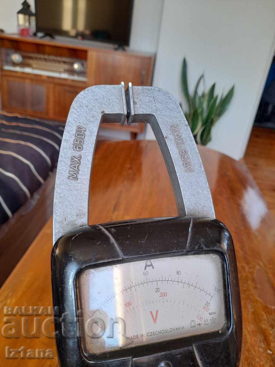 Livrarea Voltmetru vechi, ampermetru