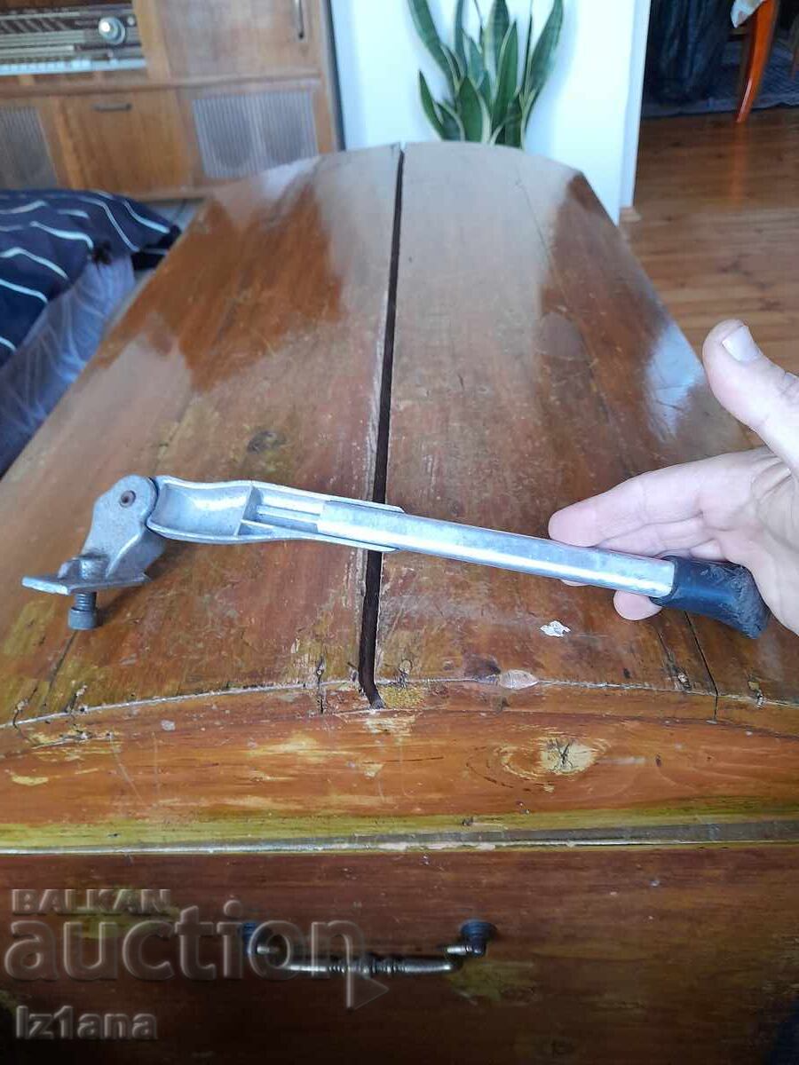 Auction  Bike stand, bike