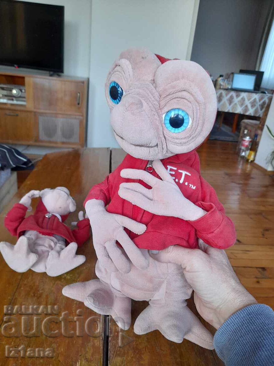 Păpușă veche, păpuși The Extraterrestre E.T. cu preț 85.00 BGN | € 43.46 Păpușă veche, păpuși The Extraterrestre E.T. cu preț 85.00 BGN | € 43.46