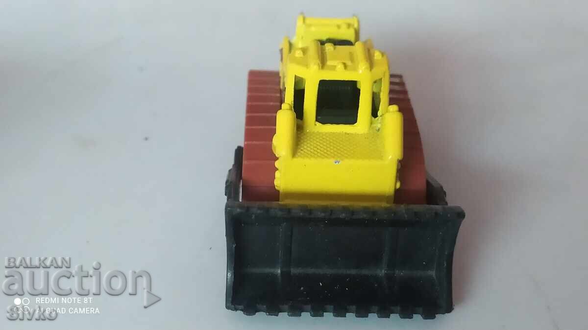 Fadroma trolley with price 1.99 BGN | € 1.02 Fadroma trolley with price 1.99 BGN | € 1.02