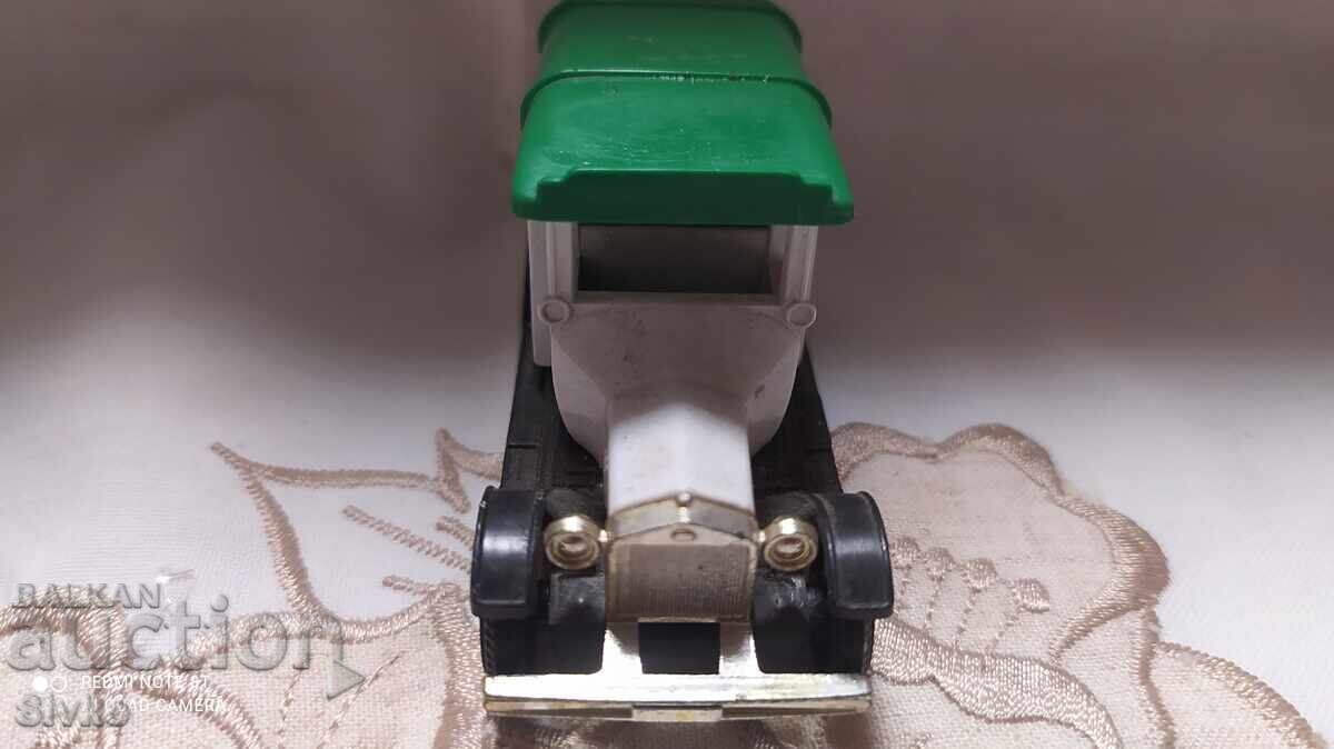 Ford T-cart with price 6.99 BGN | € 3.57 Ford T-cart with price 6.99 BGN | € 3.57