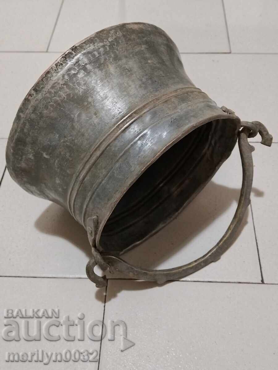 Old copper cauldron, copper, cauldron, forged vessel with price 81.00 BGN | € 41.41 Old copper cauldron, copper, cauldron, forged vessel with price 81.00 BGN | € 41.41