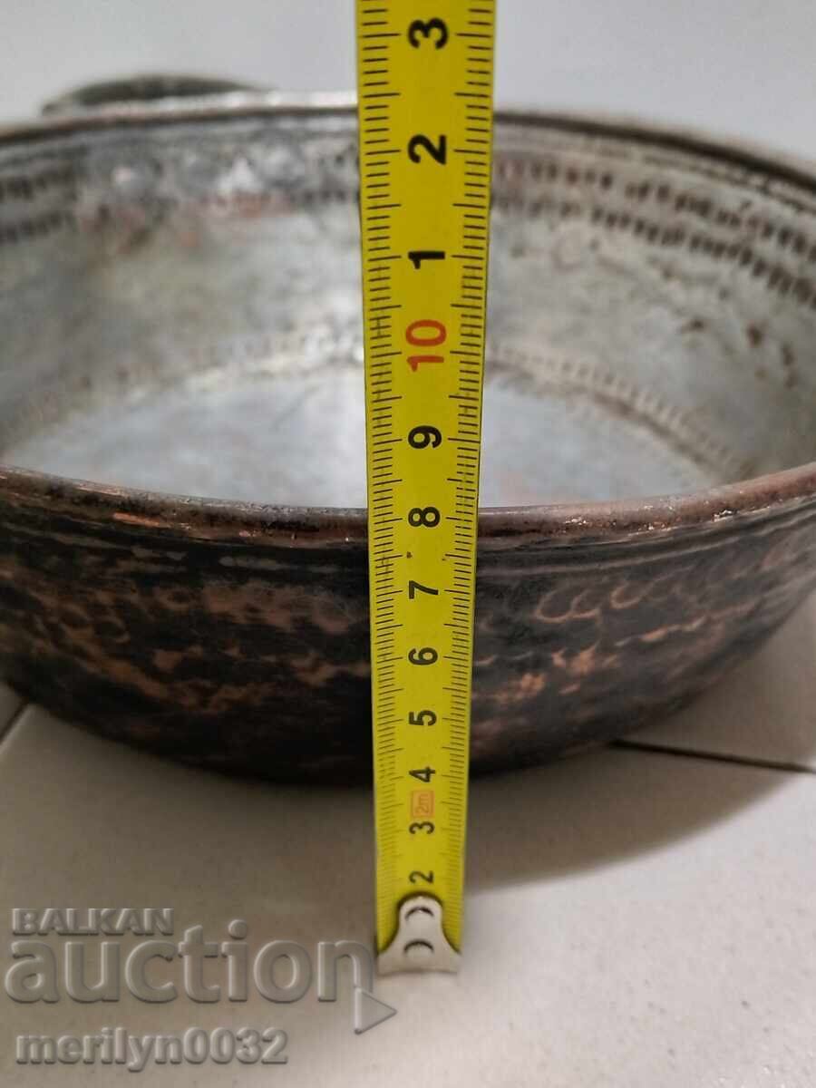 Old tin pan, frying pan, saucer, bowl, copper vessel, copper - 5