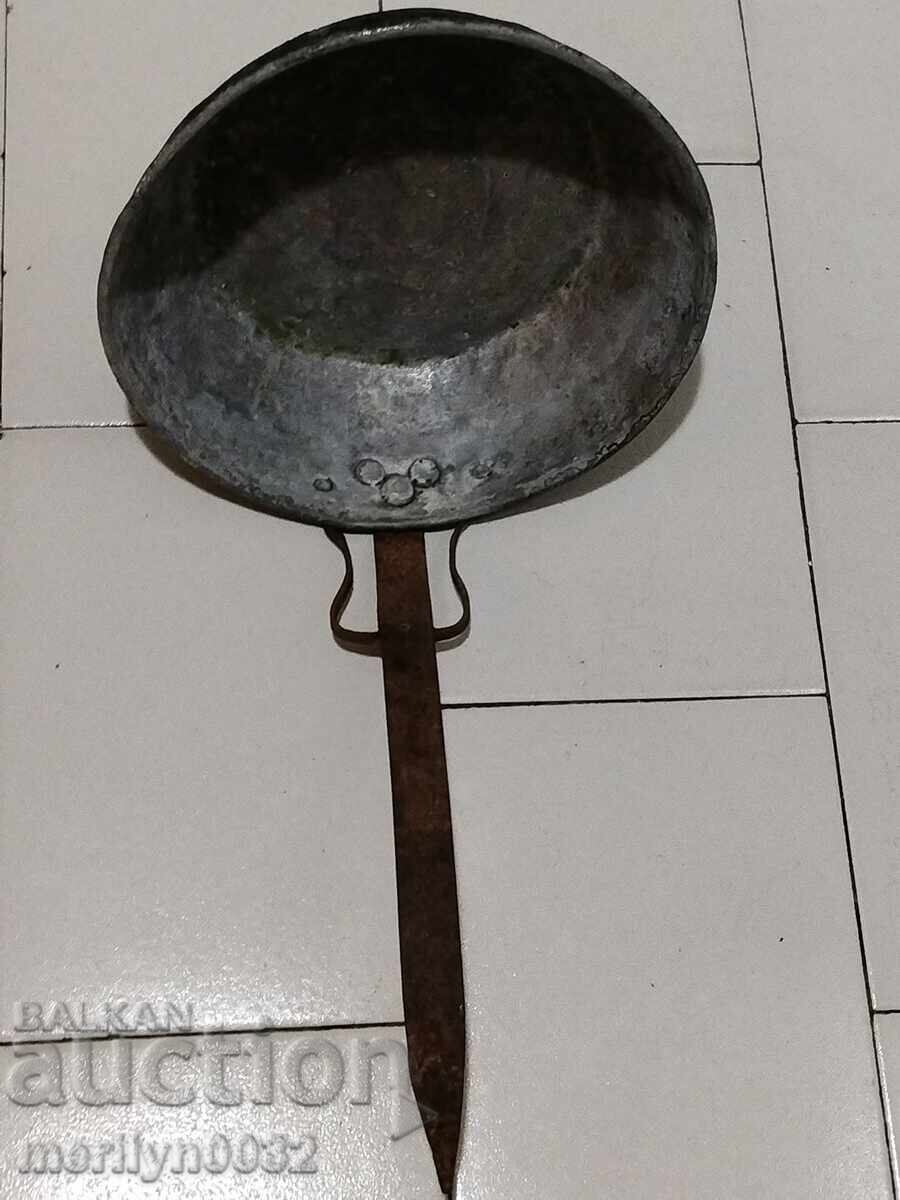 Delivery of Old copper pan, copper, tray, copper vessel