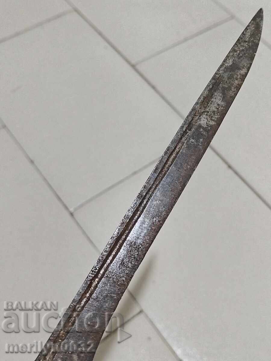 Delivery of Shepherd's knife without scabbard, shark's horn, chekia Delivery of Shepherd's knife without scabbard, shark's horn, chekia