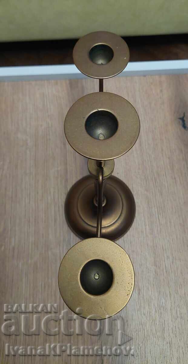 Delivery of A honey candlestick for connoisseurs Delivery of A honey candlestick for connoisseurs