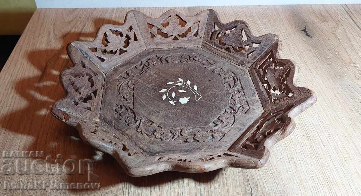 Woodcarving for connoisseurs with price 28.00 BGN | € 14.32 Woodcarving for connoisseurs with price 28.00 BGN | € 14.32