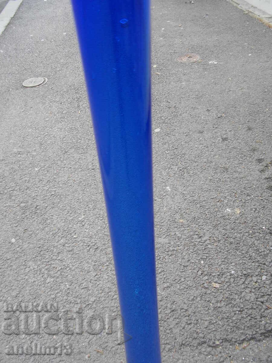 LARGE BLUE GLASS VASE - 5 LARGE BLUE GLASS VASE - 5