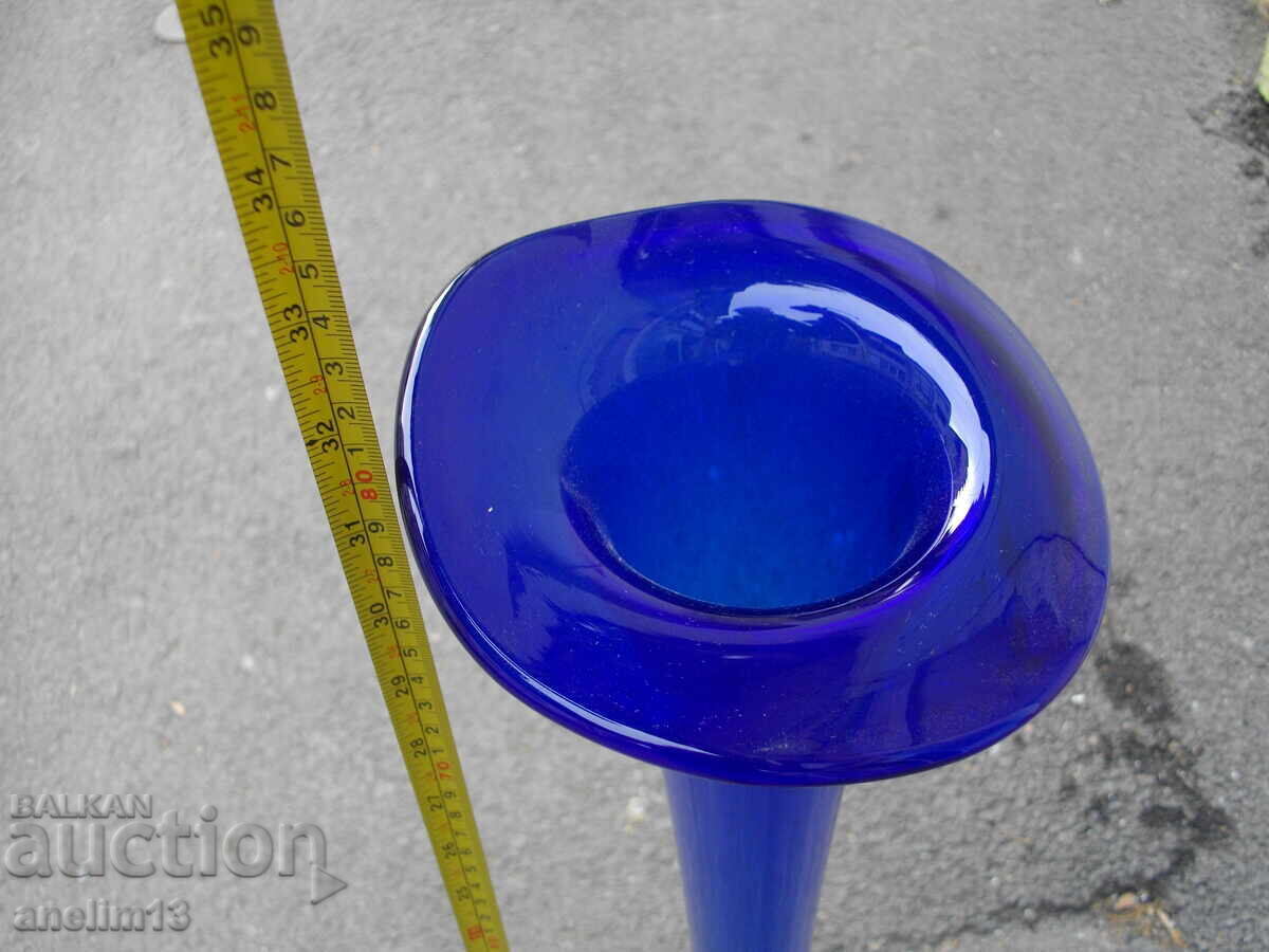 LARGE BLUE GLASS VASE - 6 LARGE BLUE GLASS VASE - 6
