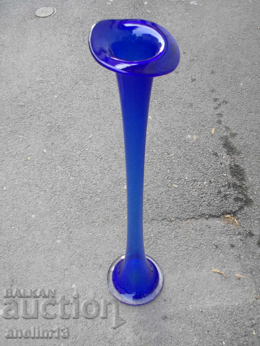 LARGE BLUE GLASS VASE LARGE BLUE GLASS VASE