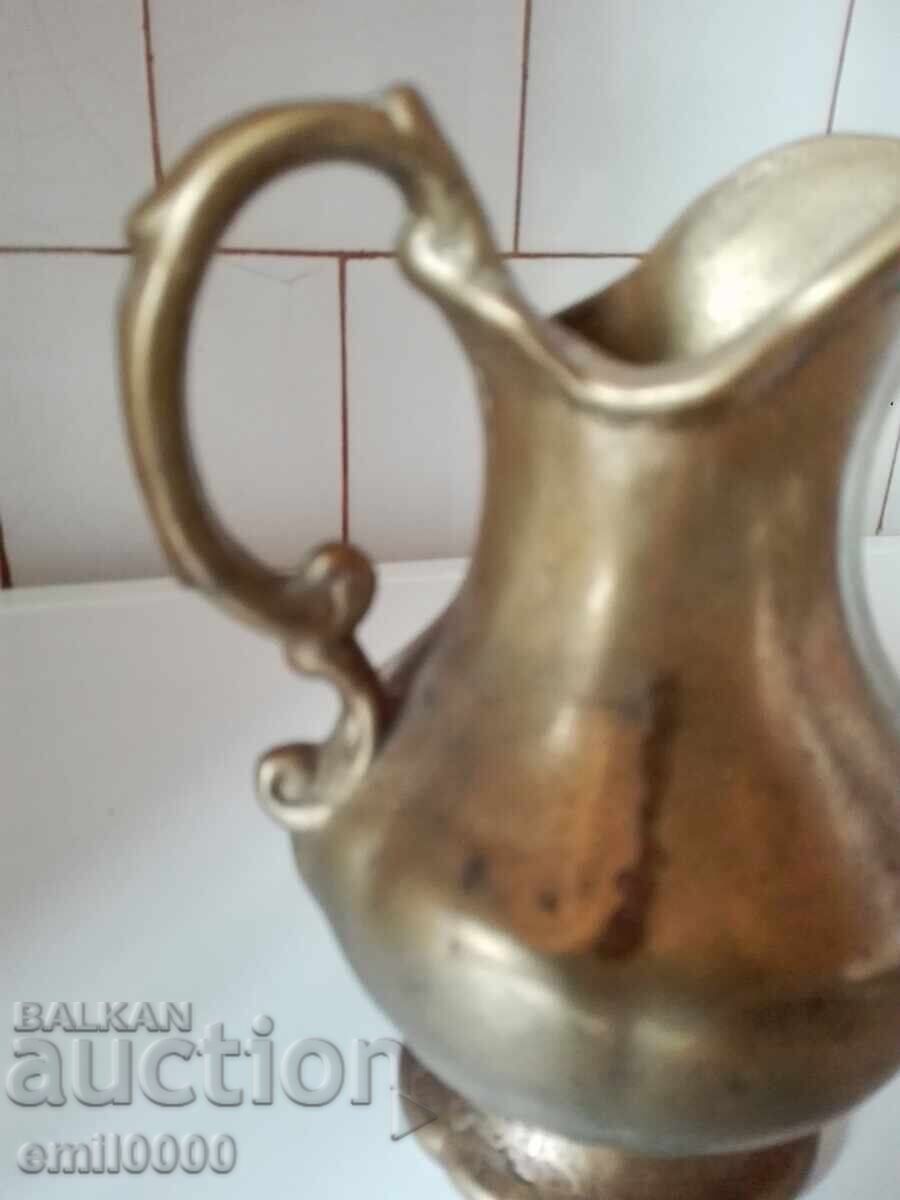 Χάλκινη κανάτα. με τιμή 34.99 BGN | € 17.89 Χάλκινη κανάτα. με τιμή 34.99 BGN | € 17.89