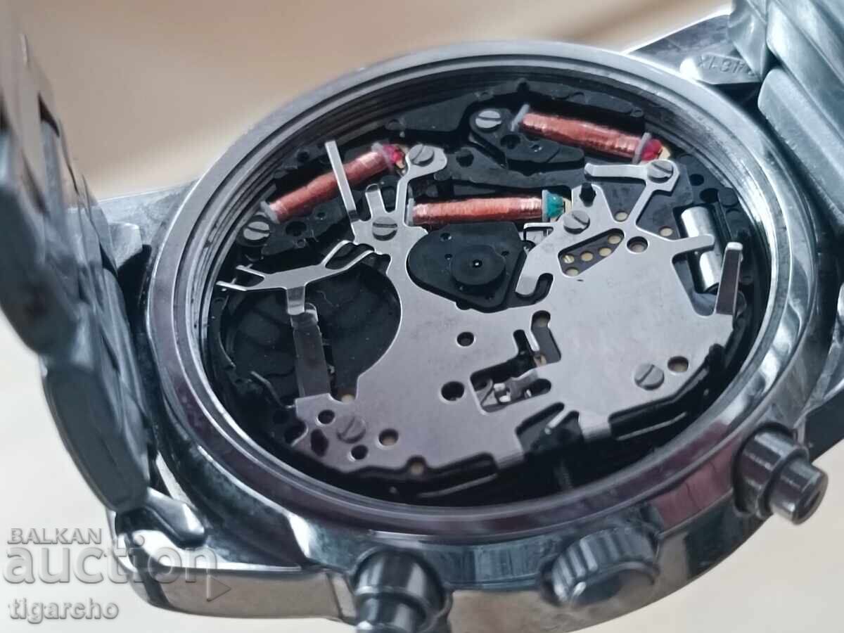 Auction  Lorus watch