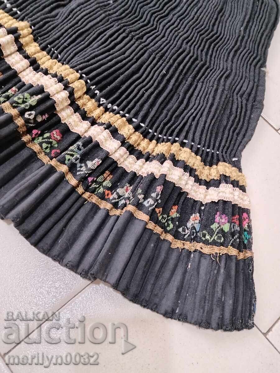 Old screaming Karlyan costume with embroidery bruchnik - 7 Old screaming Karlyan costume with embroidery bruchnik - 7