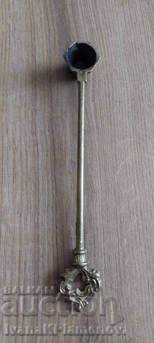 Auction Bronze candle snuffer for connoisseurs Auction Bronze candle snuffer for connoisseurs