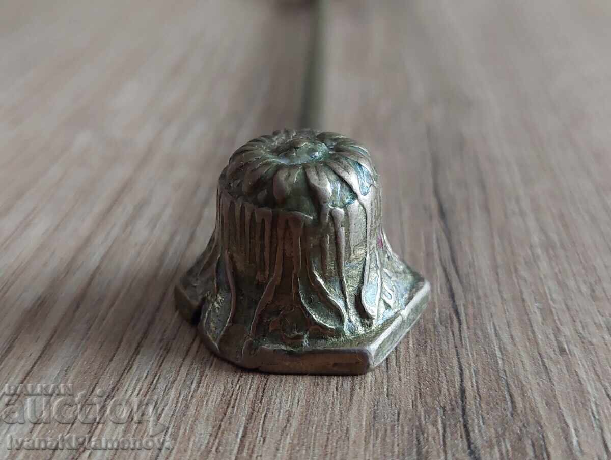 Bronze candle snuffer for connoisseurs - 6 Bronze candle snuffer for connoisseurs - 6