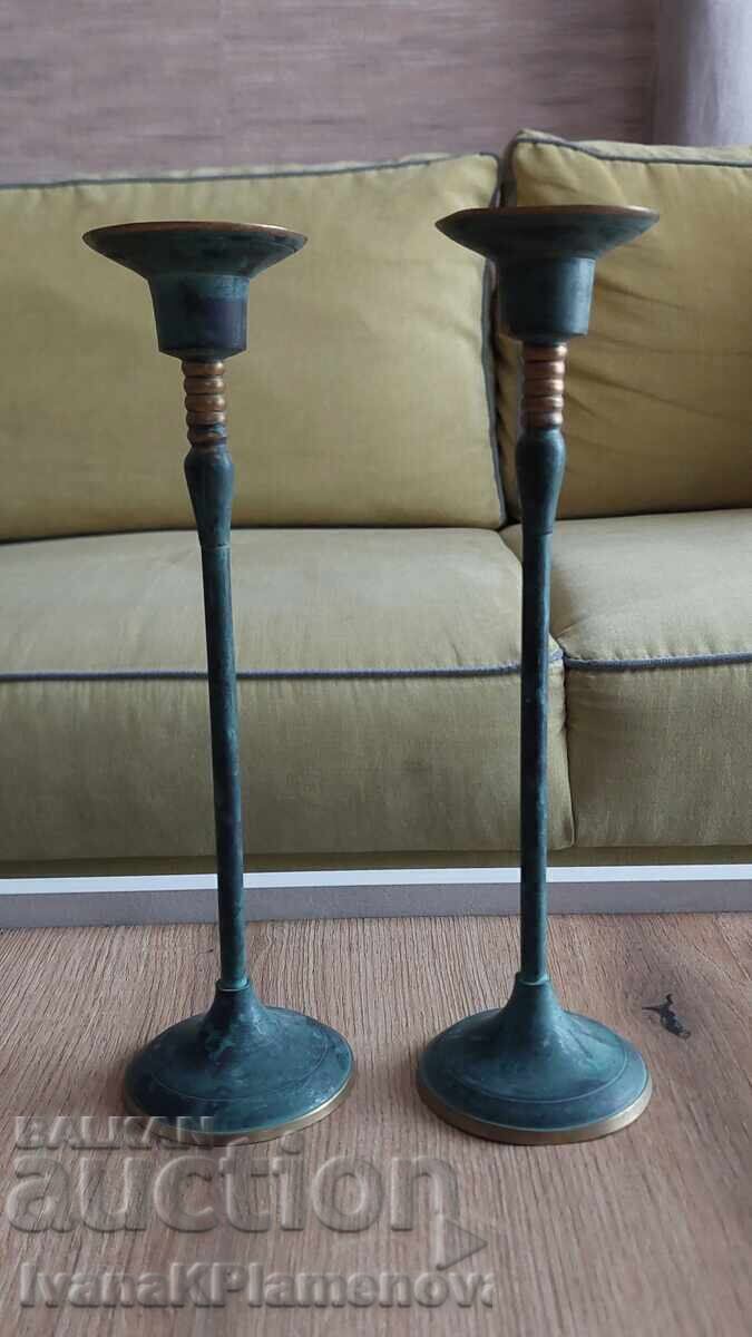 Sfeșnice din alamă, două bucăți, pentru cunoscători