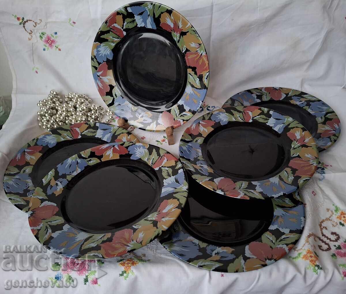 Set de farfurii frantuzesti colorate, Arcopal