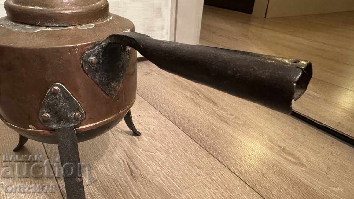 Antique large copper kettle, marked, 1.4kg - 6 Antique large copper kettle, marked, 1.4kg - 6