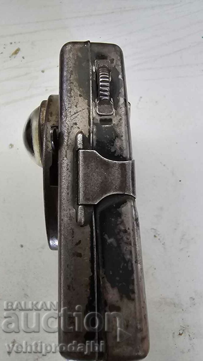 Lantern different lights BDZ-signal with price 25.00 BGN | € 12.78 Lantern different lights BDZ-signal with price 25.00 BGN | € 12.78