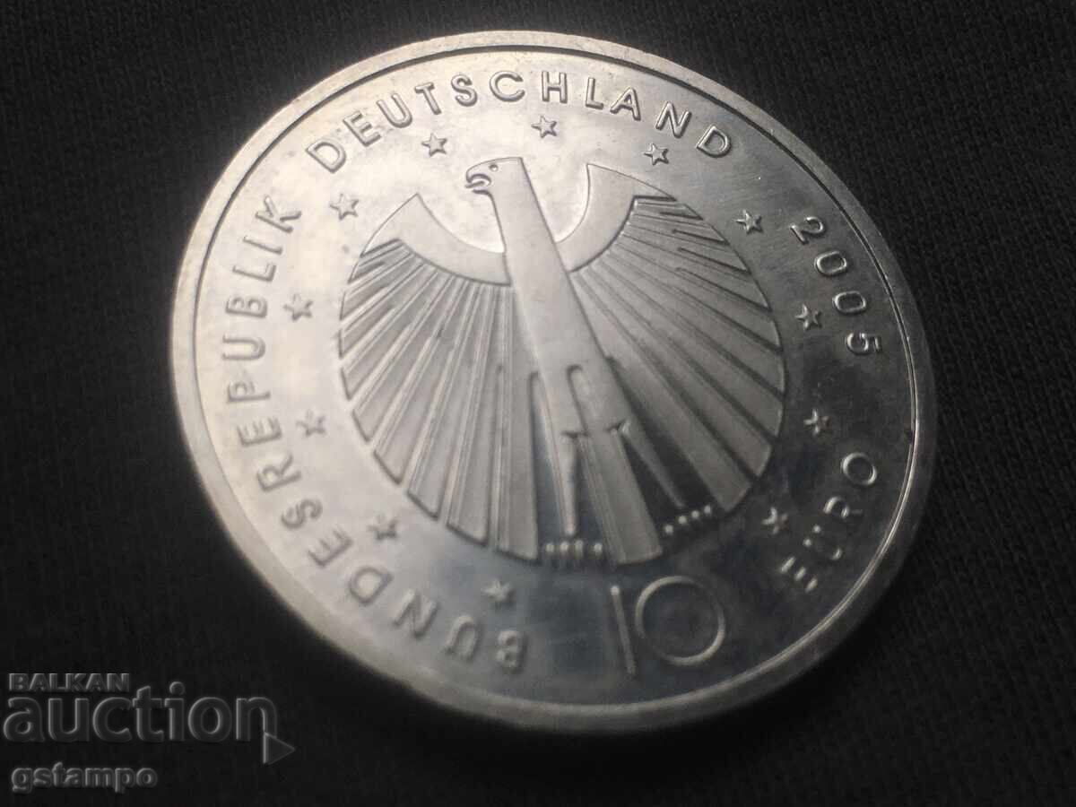 10 Euro Coin / Germany 2005 / FIFA 2006 with price 59.00 BGN | € 30.17 10 Euro Coin / Germany 2005 / FIFA 2006 with price 59.00 BGN | € 30.17