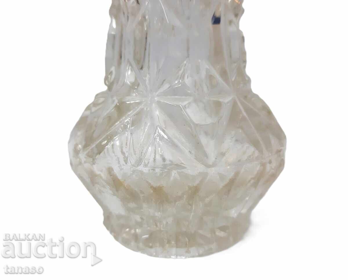 Old massive glass vase (2.2) with price 24.00 BGN | € 12.27 Old massive glass vase (2.2) with price 24.00 BGN | € 12.27