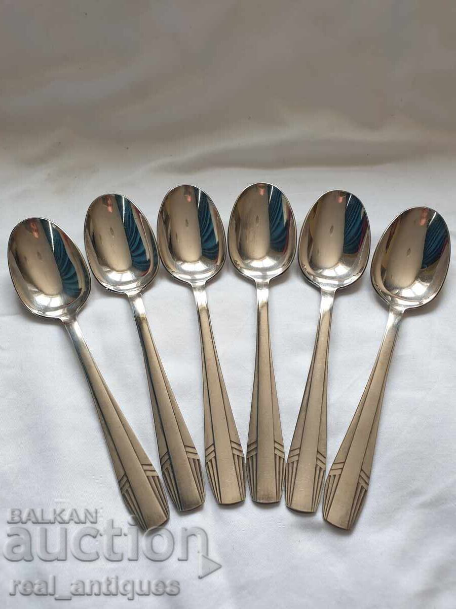 Set of silver plated spoons Set of silver plated spoons