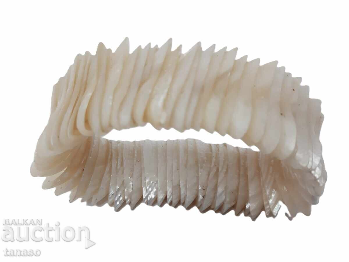 Vintage bracelet made of natural mother-of-pearl lamellae (1.4) - 5 Vintage bracelet made of natural mother-of-pearl lamellae (1.4) - 5