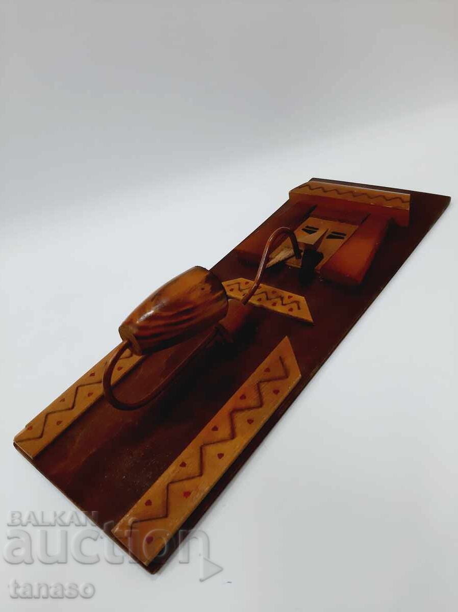 Old wooden hanger - panel (1.4) - 6 Old wooden hanger - panel (1.4) - 6