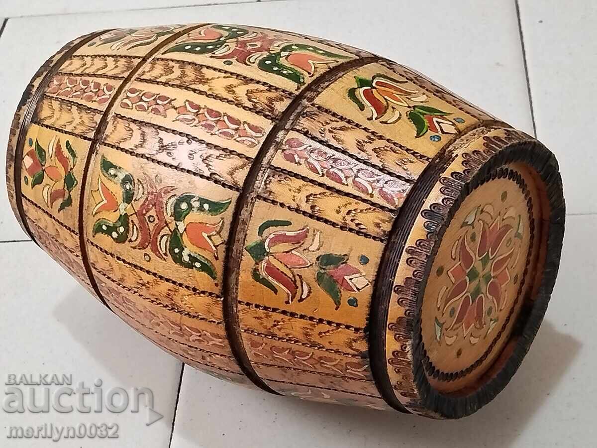 Bure, barrel, wood, pavur buckel bucklitsa Bure, barrel, wood, pavur buckel bucklitsa