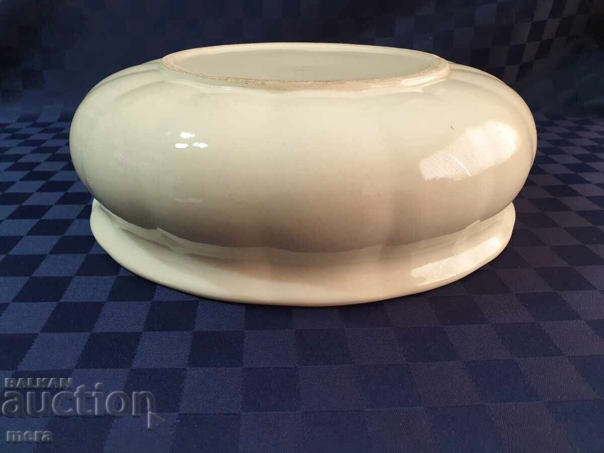 Large solid antique porcelain basin - 5 Large solid antique porcelain basin - 5