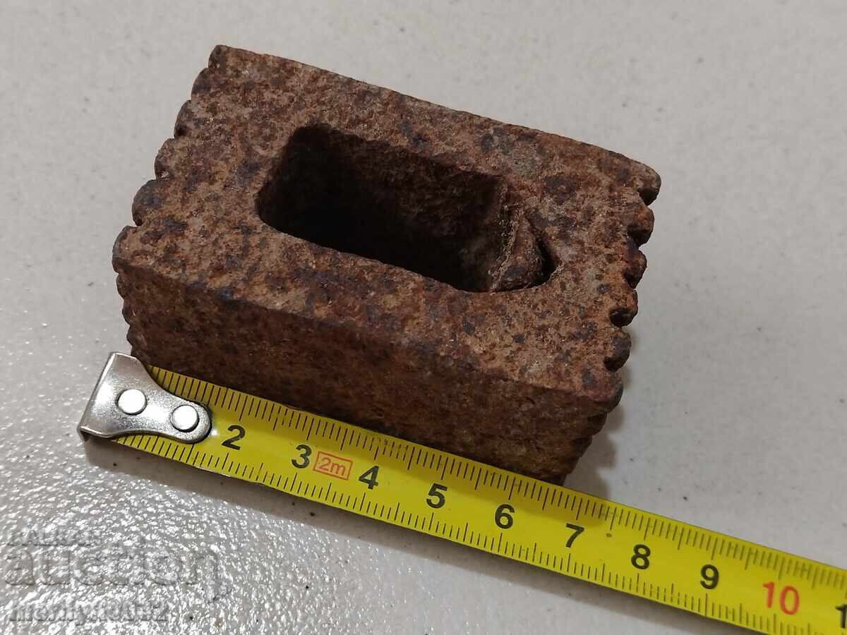 Delivery of Old mason's hammer, axe, axe, flail, tokmak, crowbar Delivery of Old mason's hammer, axe, axe, flail, tokmak, crowbar